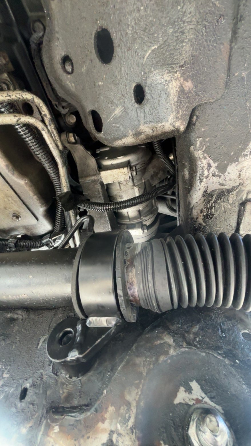 07-13 Chevy Silverado Steel Rack and Pinion Bracket