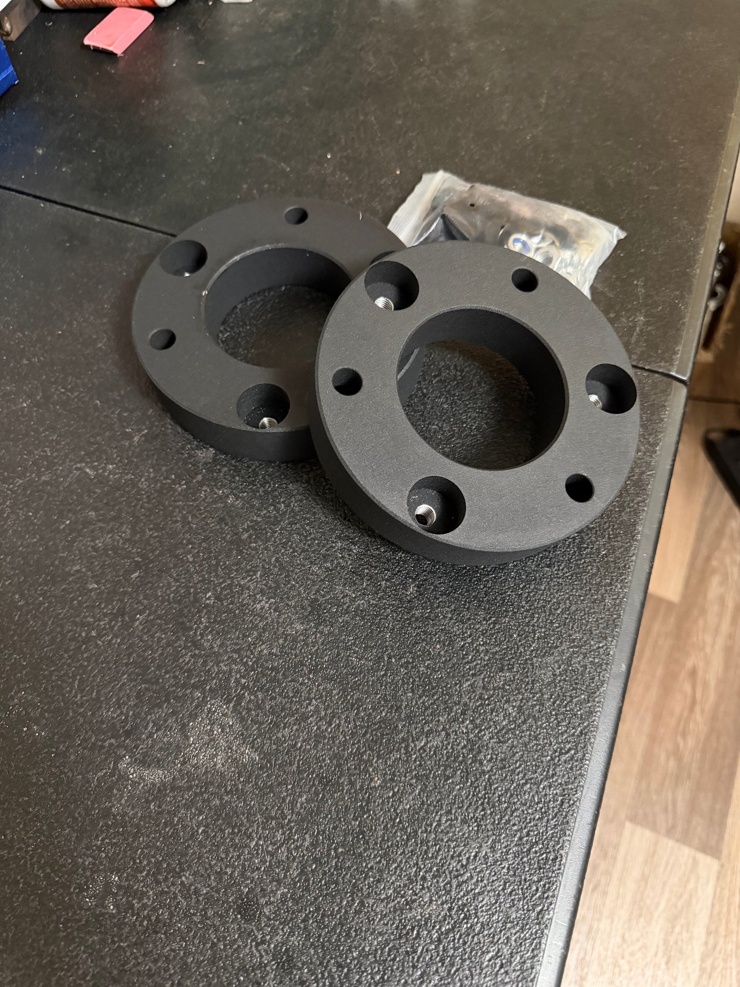 07-25 GM 1500 2in top leveling kit